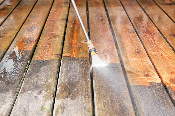 Best Commercial Pressure Washing in Village Of Waukesha, WI